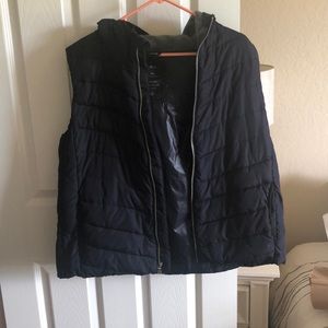 Gap Hooded Vest